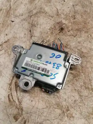 Pièce détachée automobile d'occasion boitier de commande d'airbag pour renault scenic ii 1.5 dci diesel références oem iam 8200412042a  