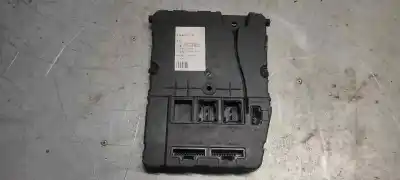 Автозапчастина б/у реле/запоперівник для RENAULT SCENIC II 1.5 dCi Diesel Посилання на OEM IAM 8200606824  8200623826