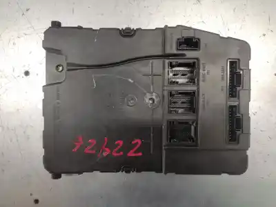 Second-hand car spare part fuse box unit for renault scenic ii confort authentique oem iam references 8200306434