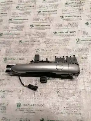 Second-hand car spare part exterior left rear door handle for renault scenic ii authentique oem iam references 8200289825