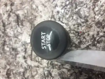 Peça sobressalente para automóvel em segunda mão trocar por renault scenic ii confort authentique referências oem iam 1927937