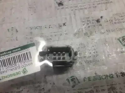 Second-hand car spare part right front power window switch for renault scenic ii authentique oem iam references 2808201  6 pins