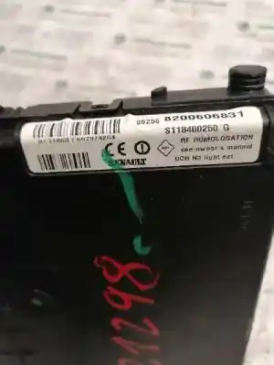 Second-hand car spare part fuse box unit for renault scenic ii authentique oem iam references 8200606831  s118400250g