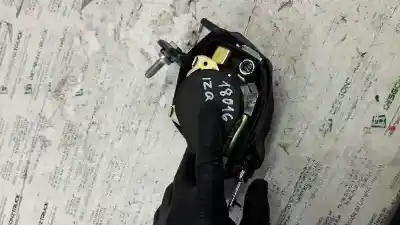 Second-hand car spare part front left seat belt for renault scenic ii authentique oem iam references 8200309237