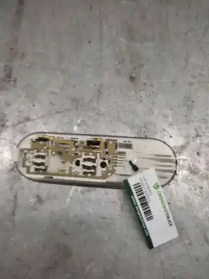 Second-hand car spare part interior light for renault kangoo dynamique oem iam references 8200439423  