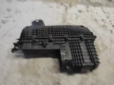 Автозапчастина б/у повітряний фільтр для renault kangoo (f/kc0) 1.5 dci diesel 68 cv / 50 kw посилання на oem iam 8200298161  