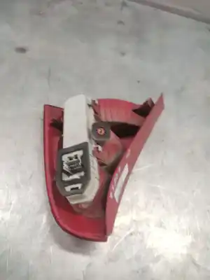 Second-hand car spare part left tailgate light for renault clio ii fase ii (b/cb0) authentique oem iam references   