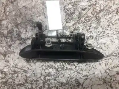 Second-hand car spare part exterior left front door handle for renault clio ii fase ii (b/cb0) authentique oem iam references 7700433075  