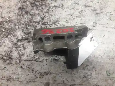 Автозапчасти б/у средний за renault clio ii fase i (b/cbo) 1.4 alize 75 cv / 55 kw ссылки oem iam 869563j