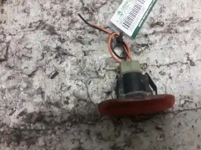 Pezzo di ricambio per auto di seconda mano lampada laterale destra per renault clio ii fase i (b/cbo) 1.4 alize 75 cv / 55 kw riferimenti oem iam 7700822136  