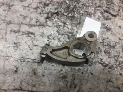 Автозапчасти б/у рокер за renault clio ii fase i (b/cbo) 1.4 alize 75 cv / 55 kw ссылки oem iam 7700600504  