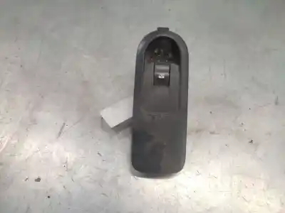 Second-hand car spare part RIGHT FRONT POWER WINDOW SWITCH for RENAULT SCENIC III  OEM IAM references   6 PINS