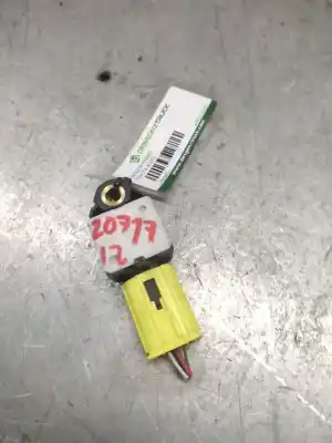 Peça sobressalente para automóvel em segunda mão sensor por toyota auris active referências oem iam 8983102100  