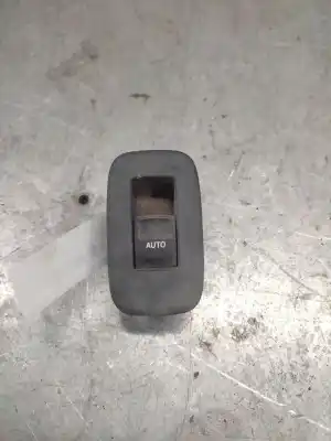 Peça sobressalente para automóvel em segunda mão botão / interruptor elevador vidro traseiro esquerdo por toyota auris active referências oem iam 