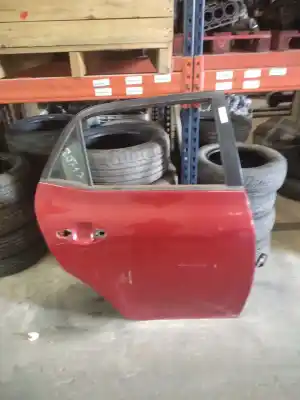 Peça sobressalente para automóvel em segunda mão porta do automóvel traseira direita por toyota auris active referências oem iam 