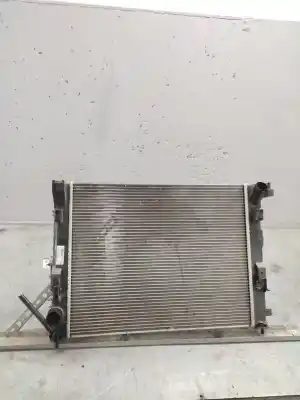 Pièce détachée automobile d'occasion Radiateur D'eau pour NISSAN JUKE (F16) Acenta Références OEM IAM 214105FA0B  