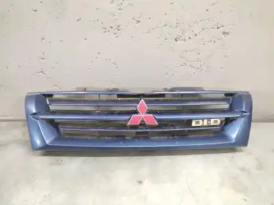 Pezzo di ricambio per auto di seconda mano griglia anteriore per mitsubishi pajero -- riferimenti oem iam 