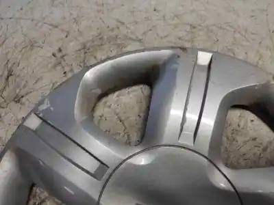 Автозапчастина б/у капки ступиці для dacia dokker ambiance посилання на oem iam 5202s0010  