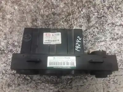 Peça sobressalente para automóvel em segunda mão comando de sofagem (chauffage / ar condicionado)  por kia carnival ii 2.9 cdri ex referências oem iam 0k53b61190d  16/20 pins
