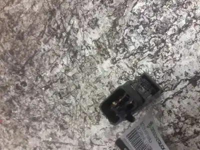 Second-hand car spare part switch for kia carnival ii 2.9 cdri ex oem iam references   6 pins