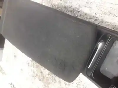 Автозапчасти б/у накладка рычага передач за volkswagen passat berlina (3c2) advance ссылки oem iam 3c2863241ag  3c2863045