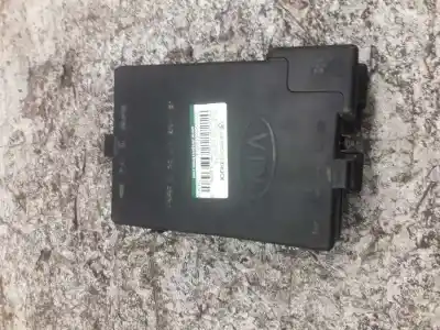 Pezzo di ricambio per auto di seconda mano scatola relè/fusibili per kia shuma ii 1.6 ls 4 berlina riferimenti oem iam 15424198