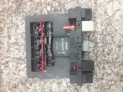 Pièce détachée automobile d'occasion boîtes à fusibles pour volkswagen passat berlina (3c2) advance références oem iam 3c0937049j  h37/s1301