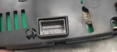 Pezzo di ricambio per auto di seconda mano pannello degli strumenti per ssangyong kyron 270 spr xdi premium 4wd riferimenti oem iam 8022009100  