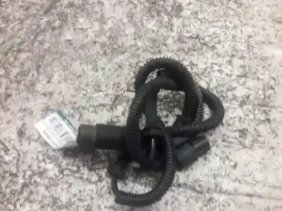 Peça sobressalente para automóvel em segunda mão sensor abs dianteiro esquerdo por kia shuma ii 1.6 ls 4 berlina referências oem iam 0k2n143701  2 pins