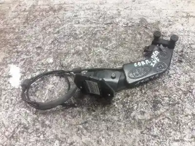 Second-hand car spare part hinge for kia carnival ii 2.9 cdri ex oem iam references   