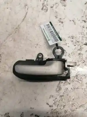 Автозапчастина б/у усередині передня права ручка для TOYOTA YARIS (NCP1/NLP1/SCP1) 1.4 Turbodiesel CAT Посилання на OEM IAM   