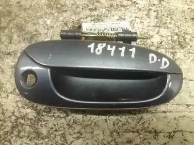 Pezzo di ricambio per auto di seconda mano maniglia esterna anteriore destra per kia shuma ii 1.6 ls 4 berlina riferimenti oem iam k2n158410