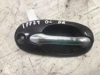 Peça sobressalente para automóvel em segunda mão puxador exterior frente direito por kia carnival ii 2.9 cdri ex referências oem iam 