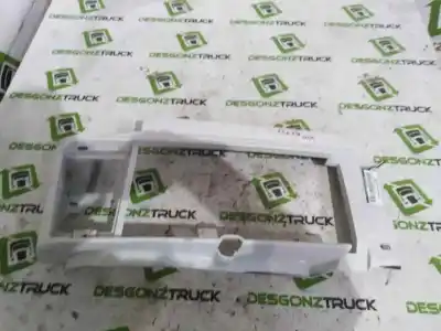 Peça sobressalente para automóvel em segunda mão molduras frontais por renault b 120-35/55/65 messenger e2 2.8 diesel referências oem iam 5000368208