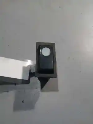 Second-hand car spare part left front power window switch for renault magnum ab diesel oem iam references 