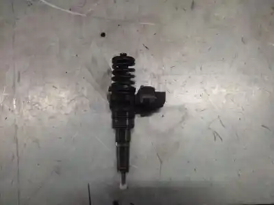 Pièce détachée automobile d'occasion INJECTEUR pour VOLKSWAGEN TOUAREG (7LA, 7L6, 7L7)  Références OEM IAM 072130073H  