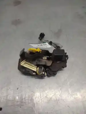 Peça sobressalente para automóvel em segunda mão fechadura da porta traseira direita por kia carens 2.0 crdi ex monovolumen referências oem iam 