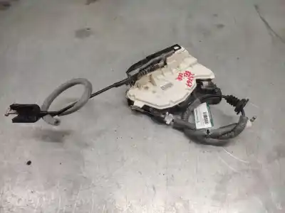 Second-hand car spare part front right door lock for skoda rapid ambition oem iam references 5e1837016a 7 pins 