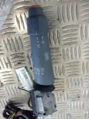 Peça sobressalente para automóvel em segunda mão Comutador De Piscas  por MERCEDES-BENZ ATEGO 6 CYL. 4X2 2005 -> 1223 4X2 OM 906 LA NR L (Largo) Referências OEM IAM 00854501245B21  HLS202641