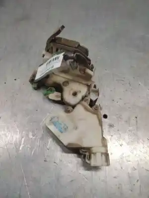 Автозапчастина б/у замок дверей заднього лівого для nissan primera berl./familiar (p10/w10) básico посилання на oem iam   