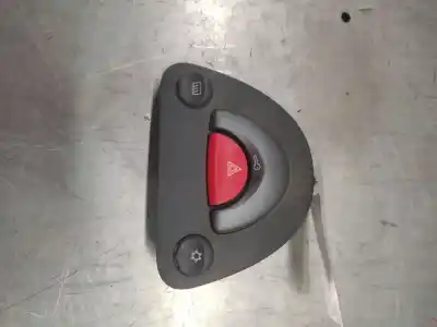 Second-hand car spare part hazard warning lights for smart fortwo coupé (450) 0.7 (450.352, 450.332) oem iam references   