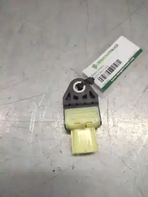 Second-hand car spare part sensor for toyota rav 4 (a3) luna oem iam references 8983133020 3 pins 