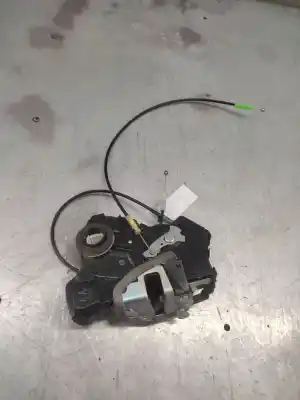Peça sobressalente para automóvel em segunda mão fechadura da porta dianteira esquerda por toyota rav 4 (a3) luna referências oem iam 
