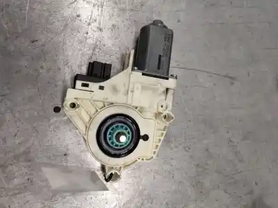 Pièce détachée automobile d'occasion MOTEUR LÈVE VITRE ARRIÈRE DROITE pour AUDI Q7 (4L)  Références OEM IAM 4L0959802B  
