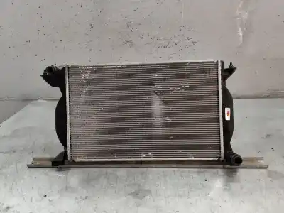Peça sobressalente para automóvel em segunda mão radiador de água por audi a4 berlina (8e) 2.5 tdi (120kw) referências oem iam 