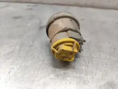 Second-hand car spare part right fog light for citroen c3 1.4 oem iam references   2 pins