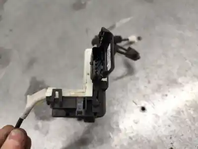 Pezzo di ricambio per auto di seconda mano serratura porta anteriore destra per citroen c3 lx riferimenti oem iam 732308 6 pins 