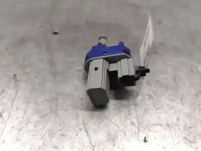 Second-hand car spare part switch for mazda 3 (bl) 2.2 mzr cd (bl10) oem iam references   2 pins