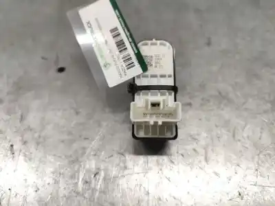 Peça sobressalente para automóvel em segunda mão botão / interruptor elevador vidro traseiro direito por mazda 3 (bl) 2.2 mzr cd (bl10) referências oem iam 1212t1 5 pins 