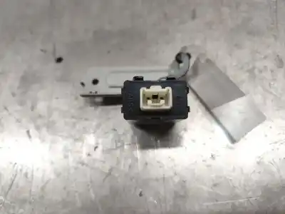 Second-hand car spare part electronic module for mazda 3 (bl) 2.2 mzr cd (bl10) oem iam references x1t54571 6 pins 